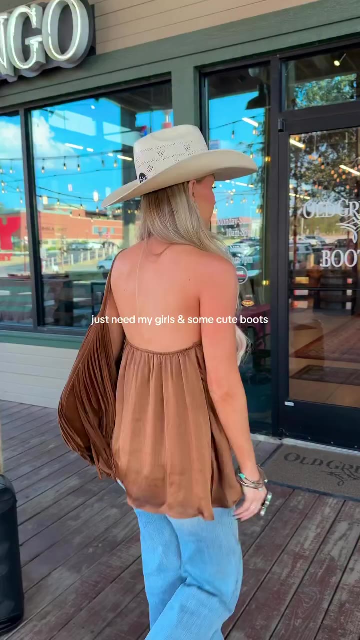 girls night in the stockyards & the cutest boots 💘🍿✨🎡 @yippeekiyayboots…