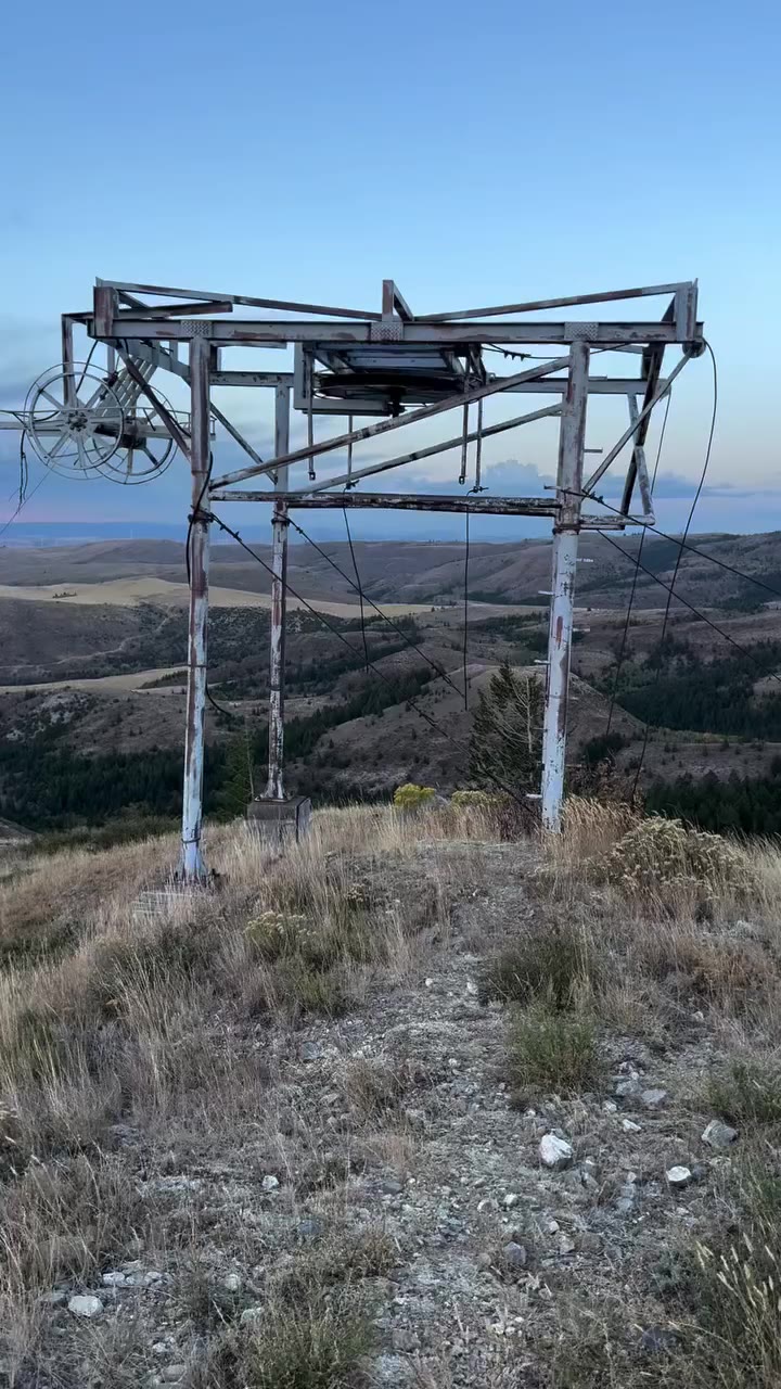 The view is pretty amazing up here! #ridgemont #ridgemontmonty