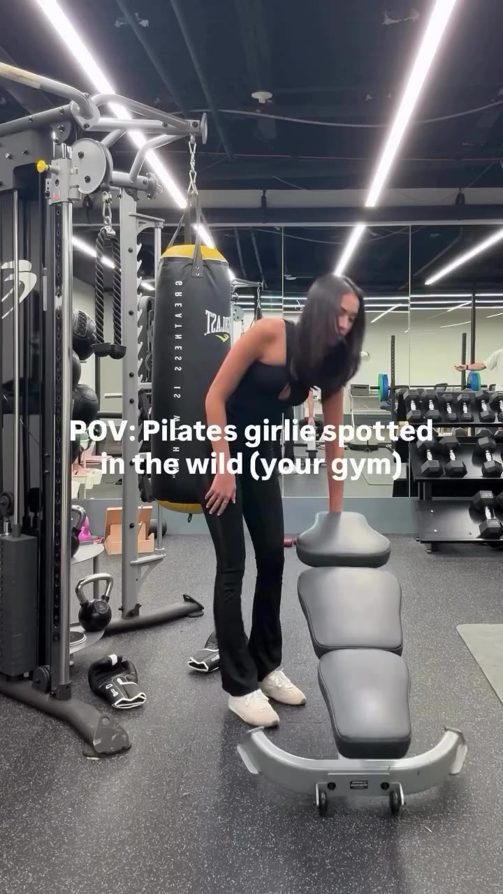 From Pilates to the gym 🖤 Our Sculpt Flare + Muse Tank were made for both.
