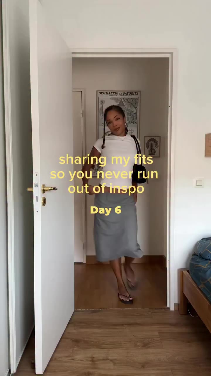 Day 6: obsessed with 90’s midi skirts Skirt @hm Tee @pullandbear Bag…
