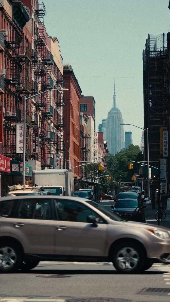 Tại New York, Lee 101 được tiếp nối qua những người sưu tầm, sáng tạo và kể…