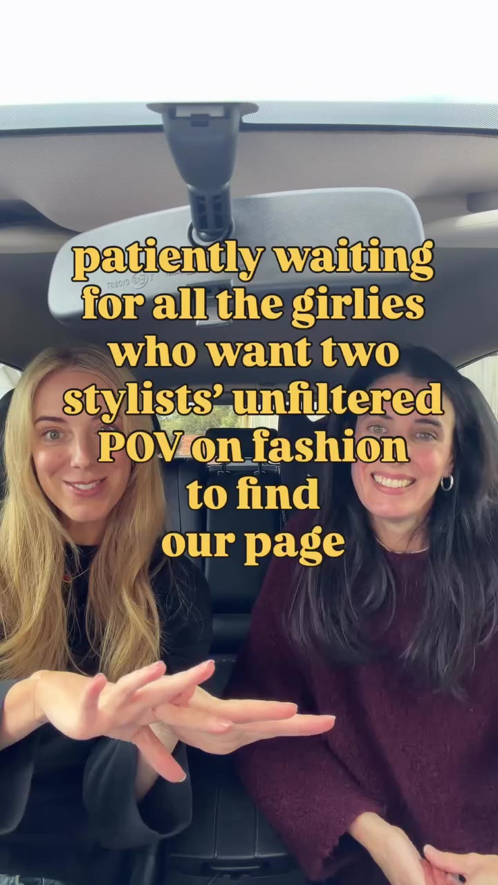 Two fashions stylists here for all things fashion!♥️