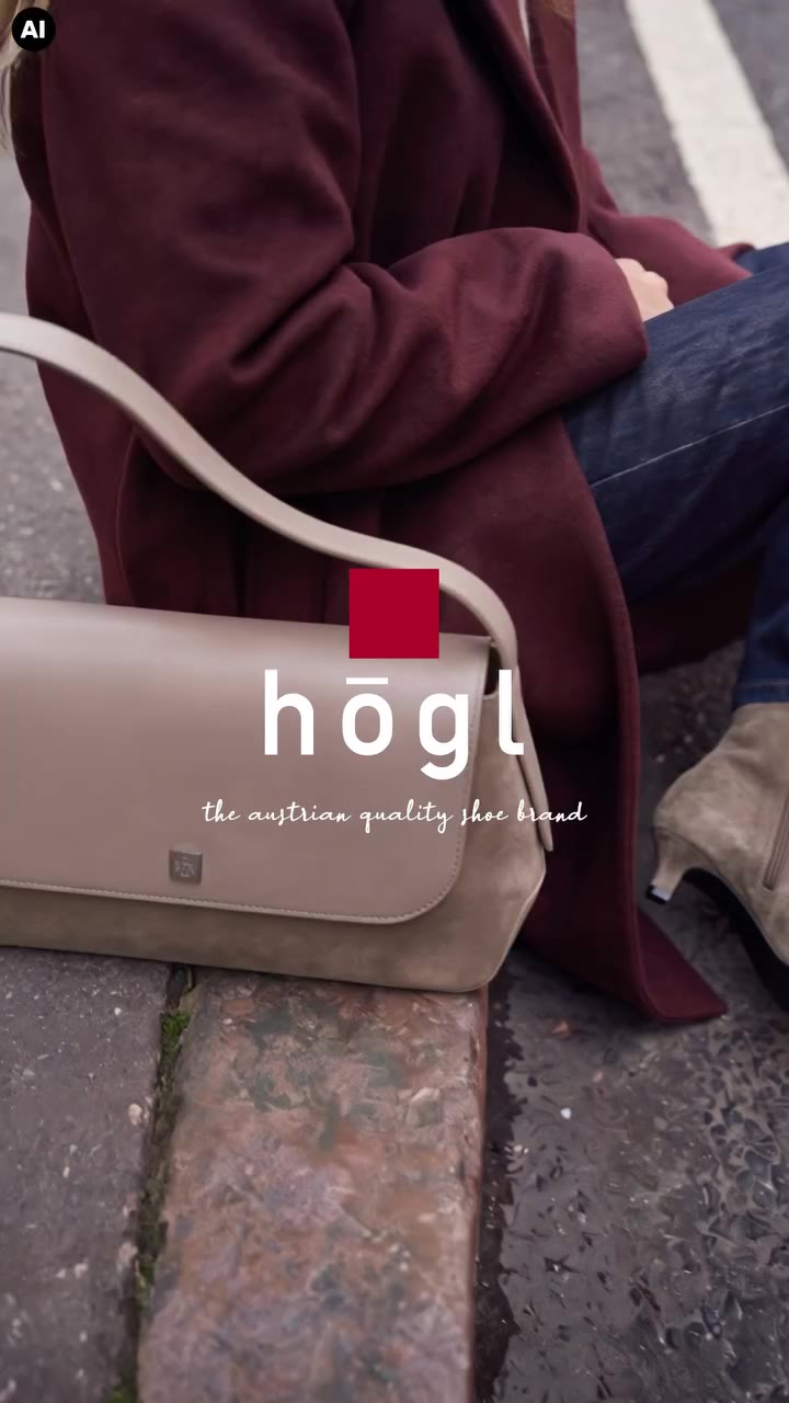Cosy chic with an absolute eye-catcher. Bringing effortless street style to…