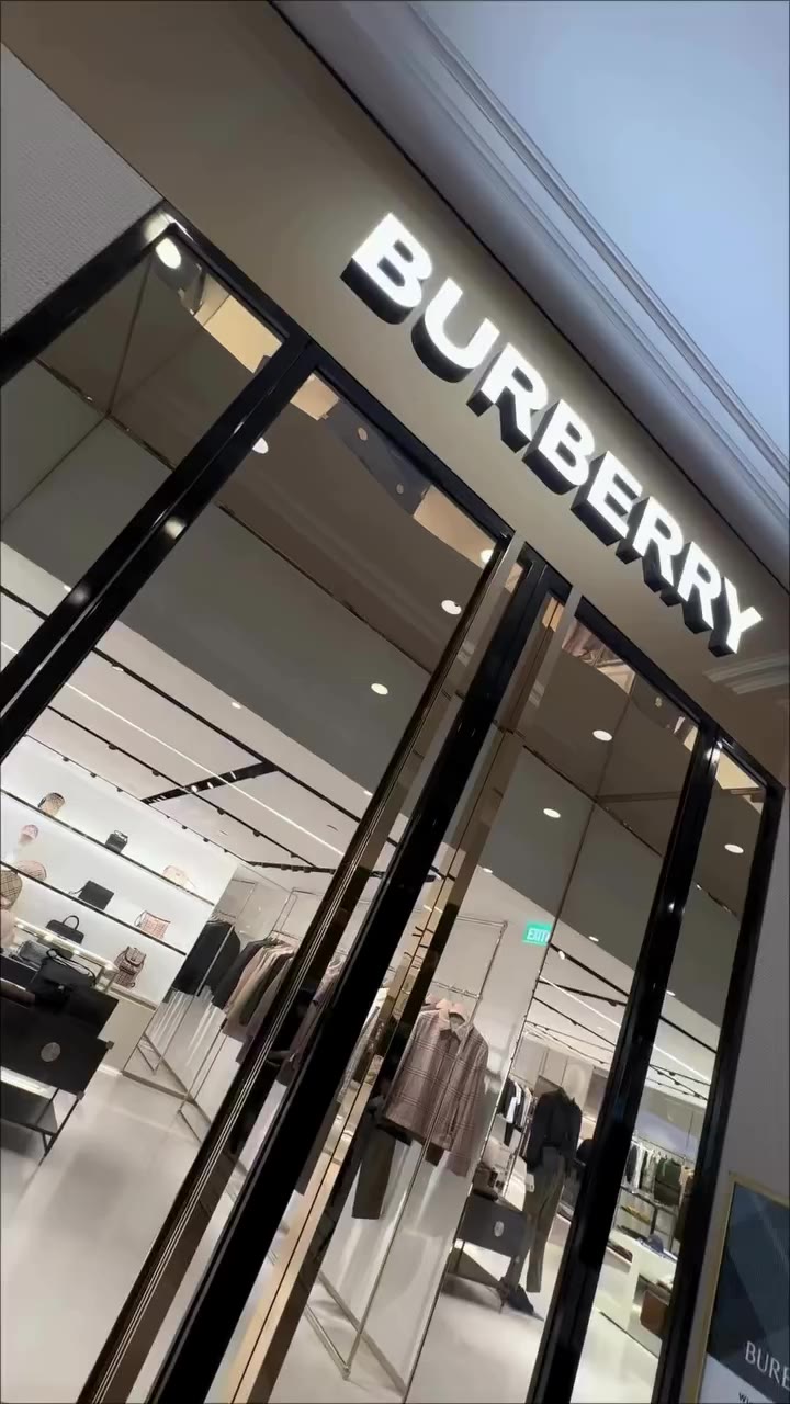 BURBERRY WINTER 2026 | MATCHA OMAKASE EXPERIENCE Burberry chính thức ra mắt…