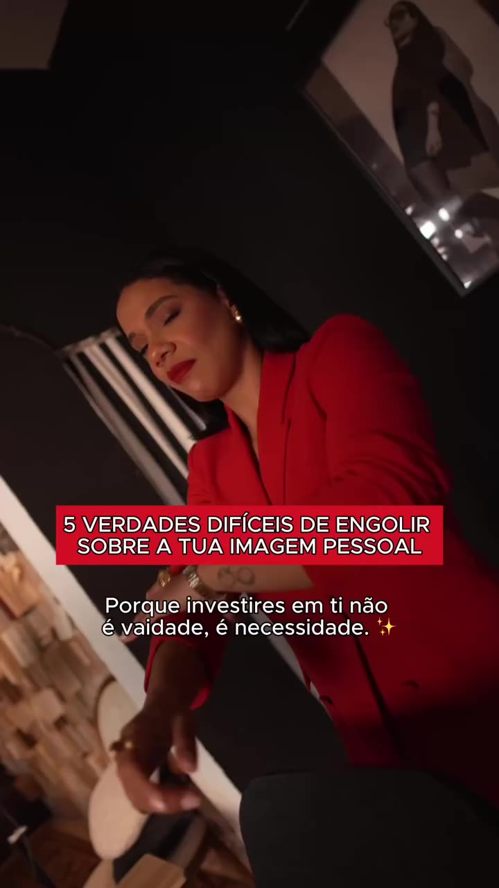 Continuas a vestir-te como a pessoa que eras há cinco anos, mesmo sabendo que…