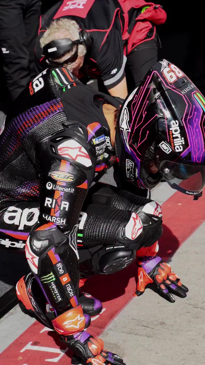 Sights and sounds from pit lane at the Red Bull Ring 👀🔊 @89jorgemartin tops…