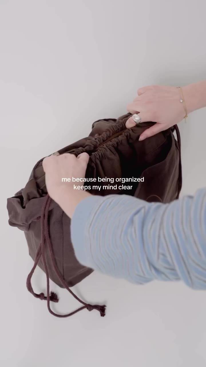 organizer all the way >>