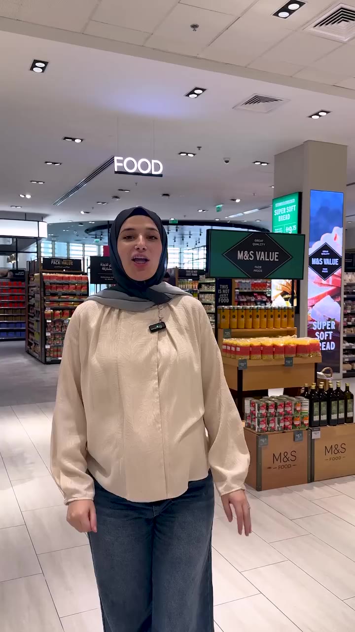 What’s new at M&S Foodhall? 👀🛒 M&S Food Insider Batoul is taking us through…
