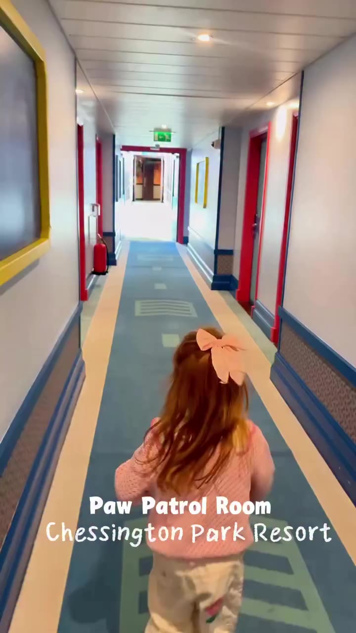 You guys I found the perfect hotel for any kids who love Paw Patrol! 🐶⛑️🚁🚔…