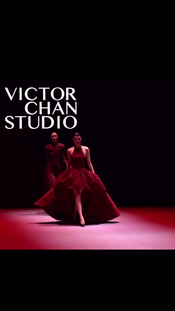 Closed for @victorchanstudio ♥️ Makes me QUEEN 👑