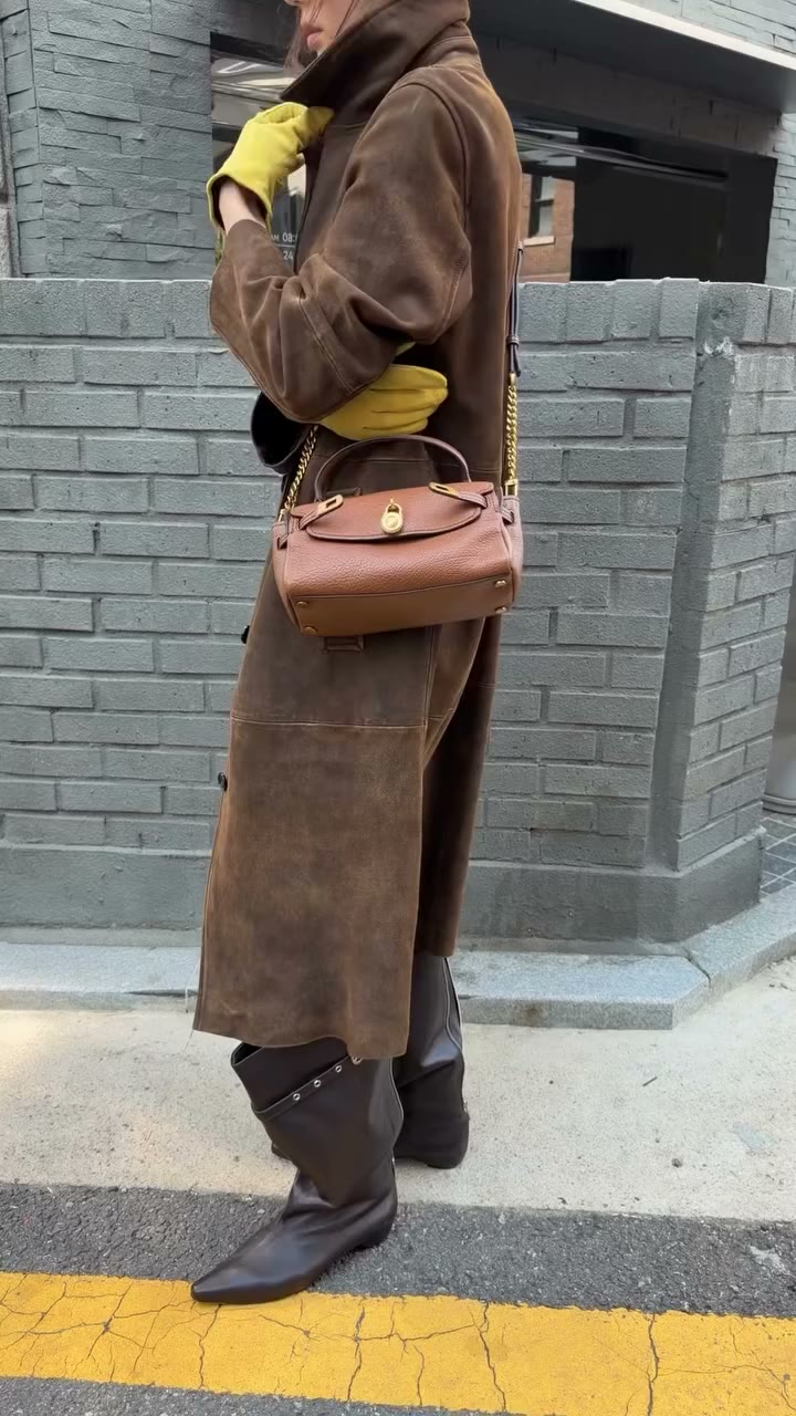 #mkpartner @michaelkors 🤎🧳🤎