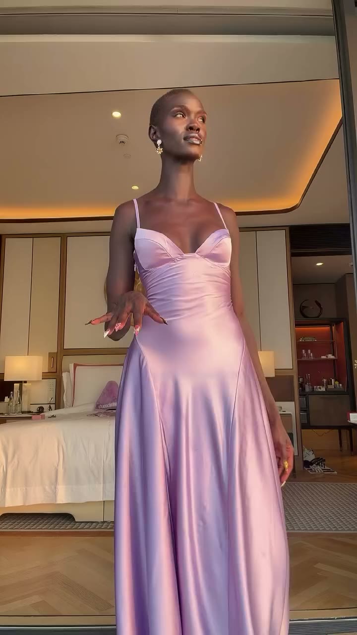 All we do is vibe around here! 💋💗 Dress: @babyboofashion #explore…
