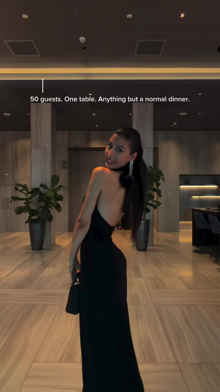 not your usual dinner … wearing @raere dress @aboutyou #aboutyou…