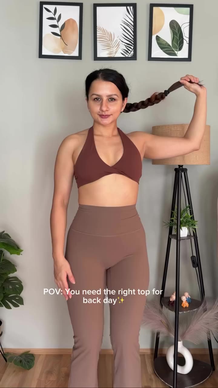 Tops that make back day look better👀✨🥰 @gymbayofficial_
