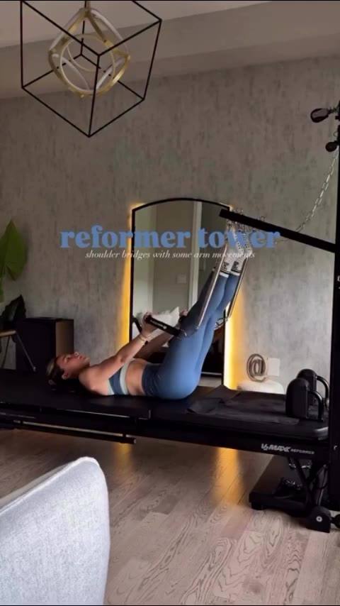 Pilates morning, elevated outfit. 🧘‍♀️💙 @pilates.with.hope #berlookactive…