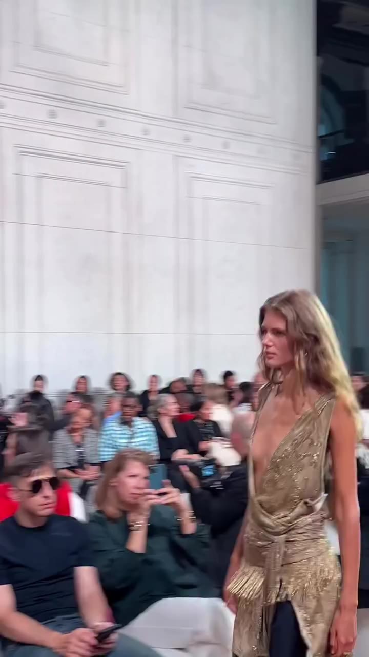 An elegant, irreverent take on romance at @ralphlauren for the spring 2027…