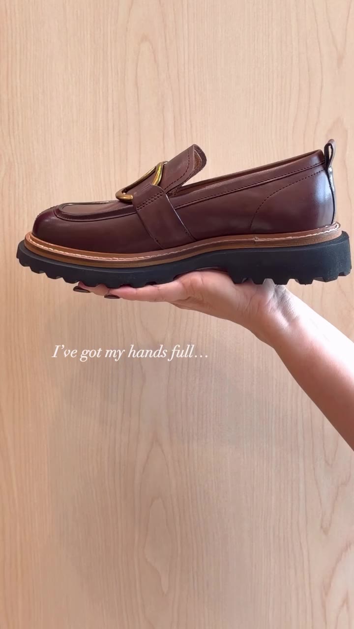 Sneakers. Boots. Heels. Flats. Statement shoes. Everyday favorites. We’ve got…
