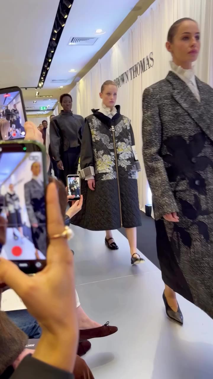 Now THIS is my type of autumn/ winter dressing! 🤎🍂 A little AW26 preview…