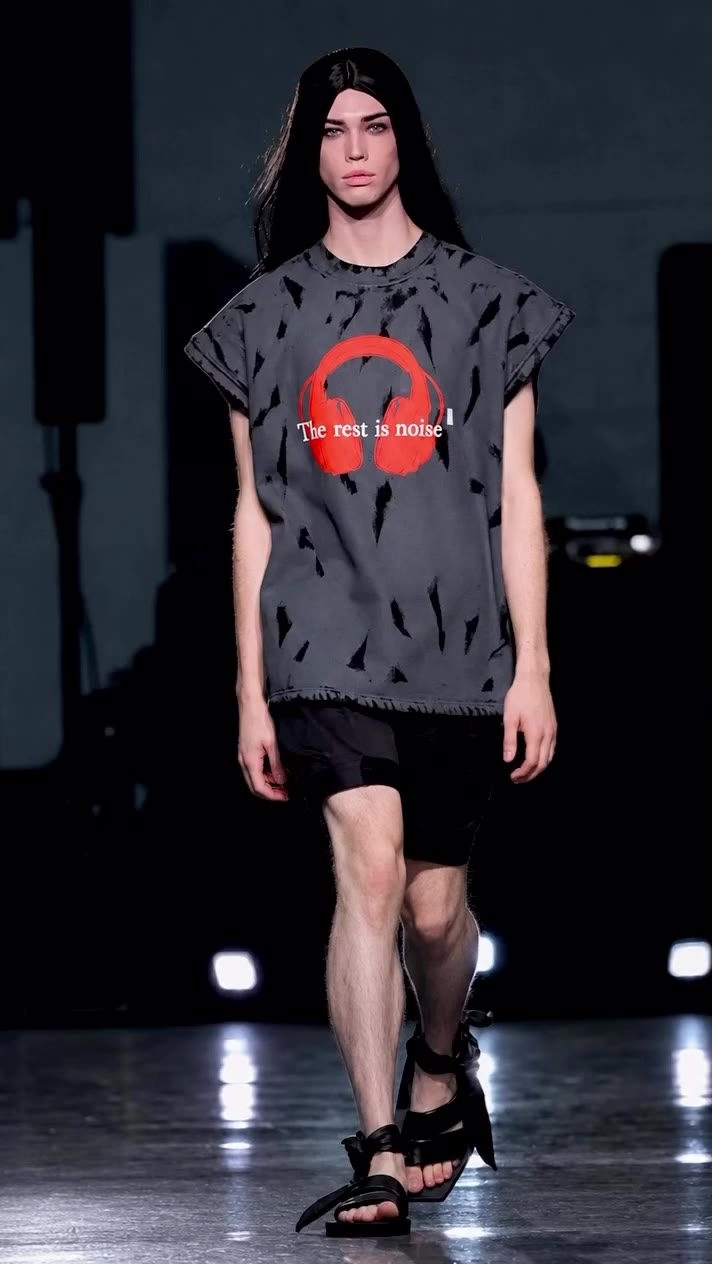 Model spotlight @samblowry The Rest is Noise SS27 @publicserv_ce Mineral crack…