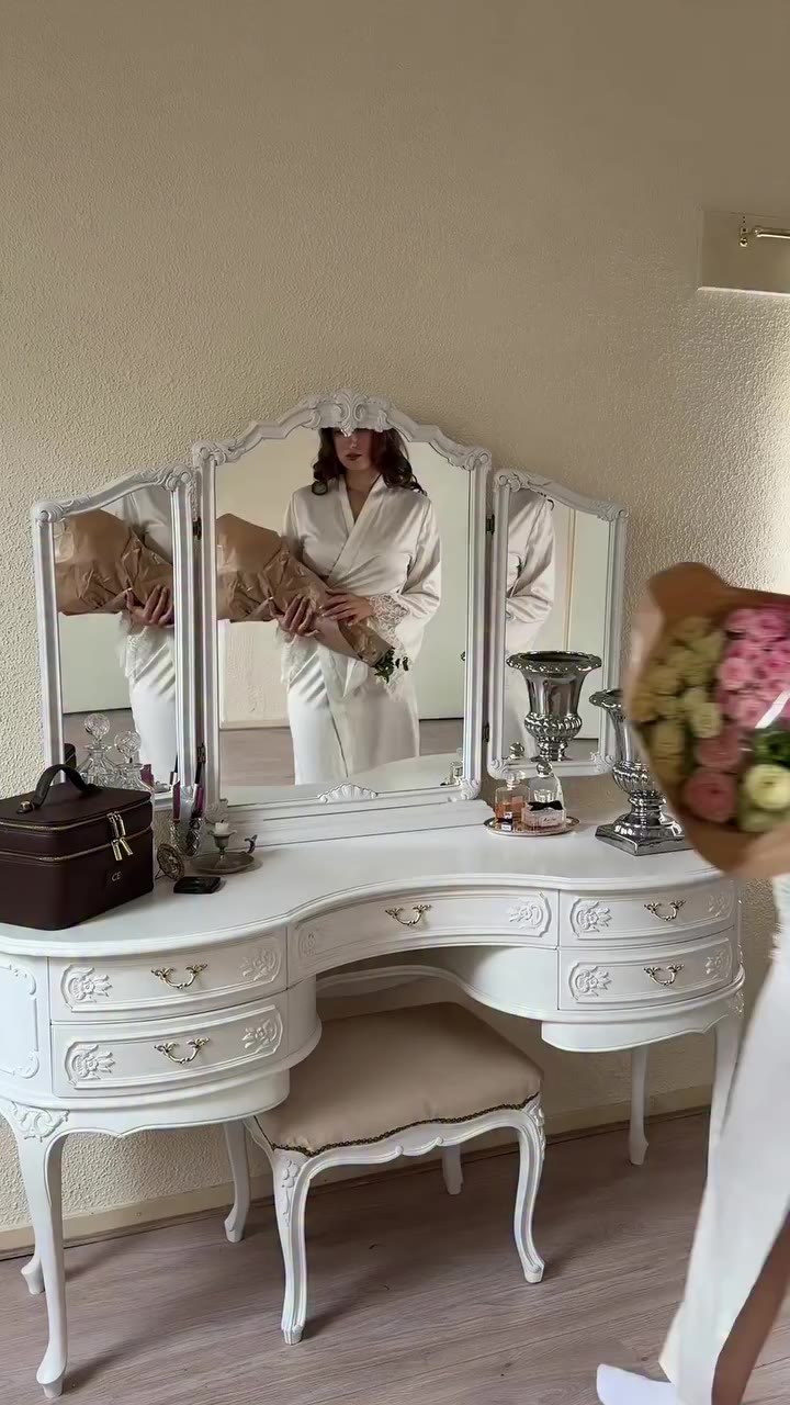 Saturday ritual 🦢🌸 #classystyle #elegantfashion #vanity
