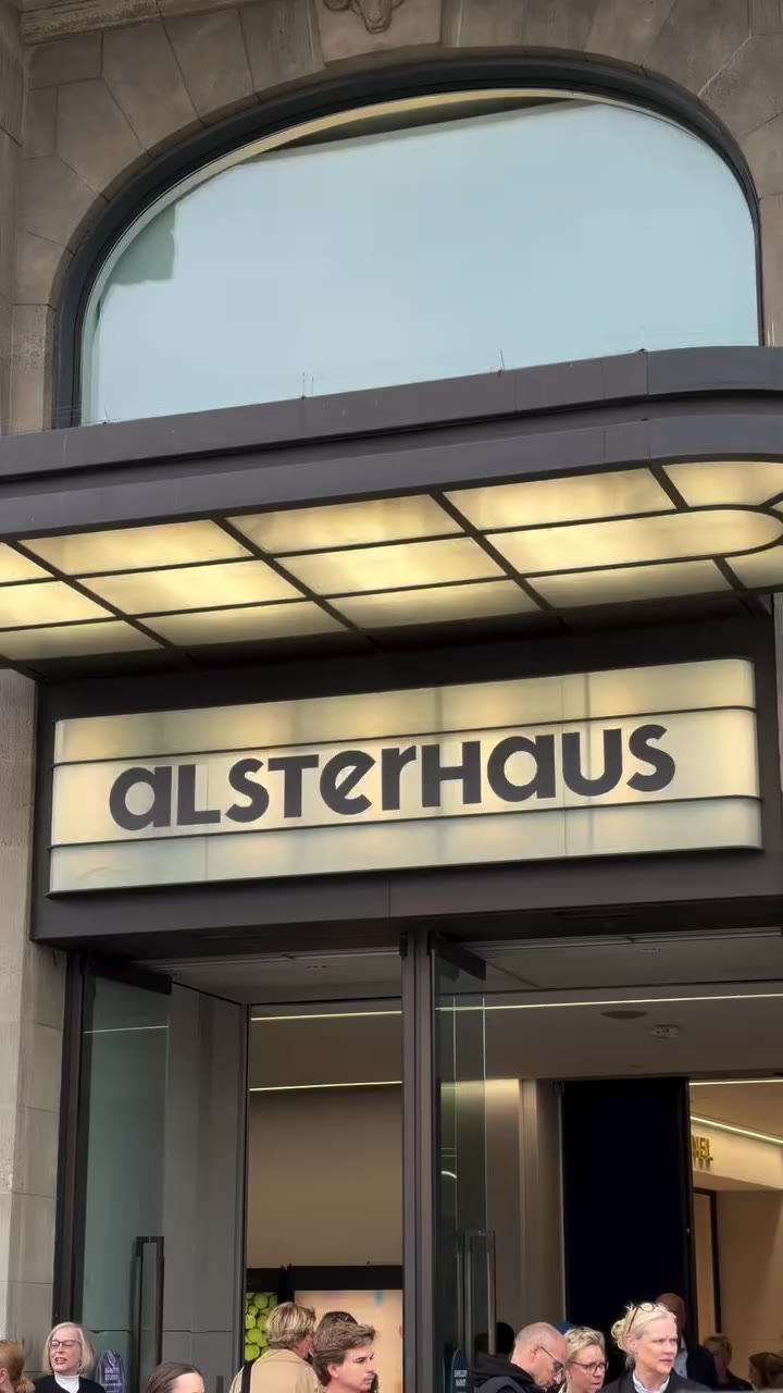 A new chapter, celebrated at Alsterhaus. A day filled with special moments…