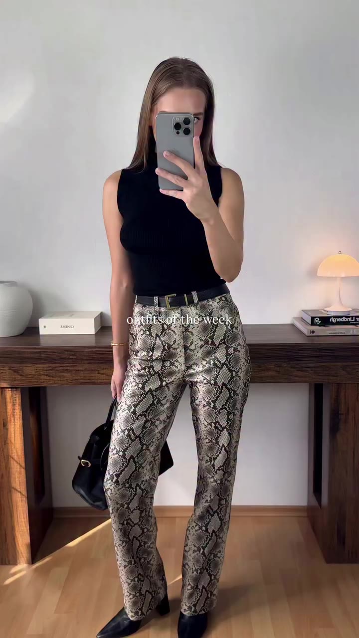 fall outfits are my favs which one?
