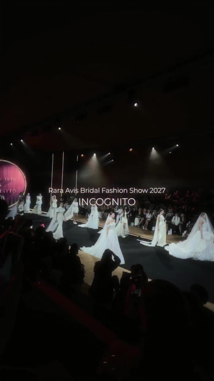 RARA AVIS BRIDAL FASHION SHOW 2027 Brand: @raraavis_group @rara.couture…