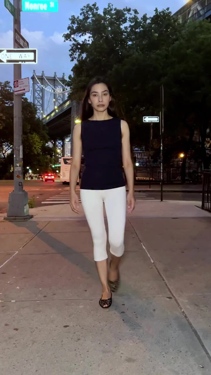Cropped Leggings. That’s Los Angeles. Nadine is shown here wearing our 83216GD…