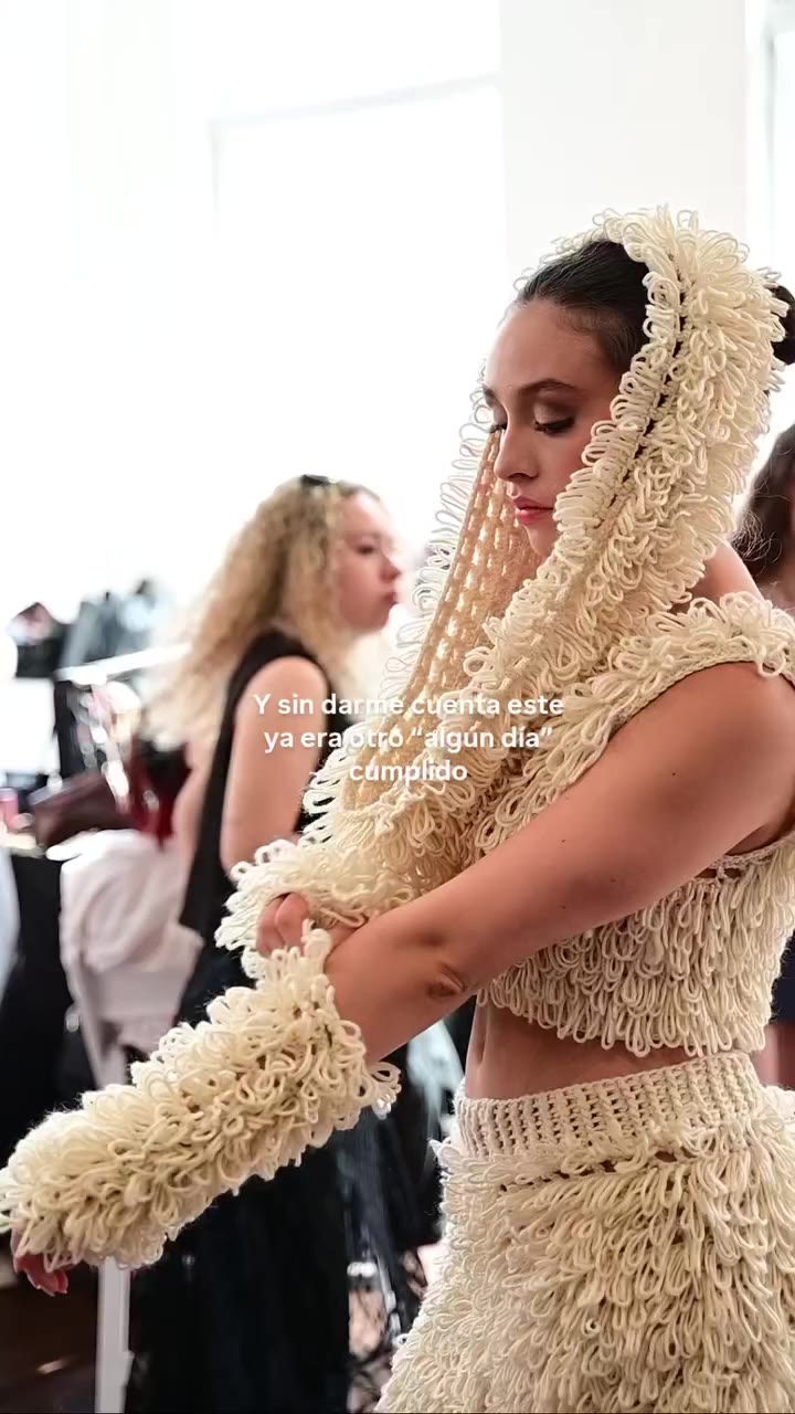 Chinita Cuzca en #newyorkfashionweek SS27 Gracias @iconicrunwayofficial por…