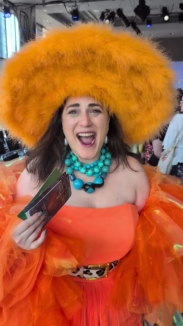 NYFW Reaction Cam! Featuring @jessiejolles @capriscafaro @plusjones @ladeitche…