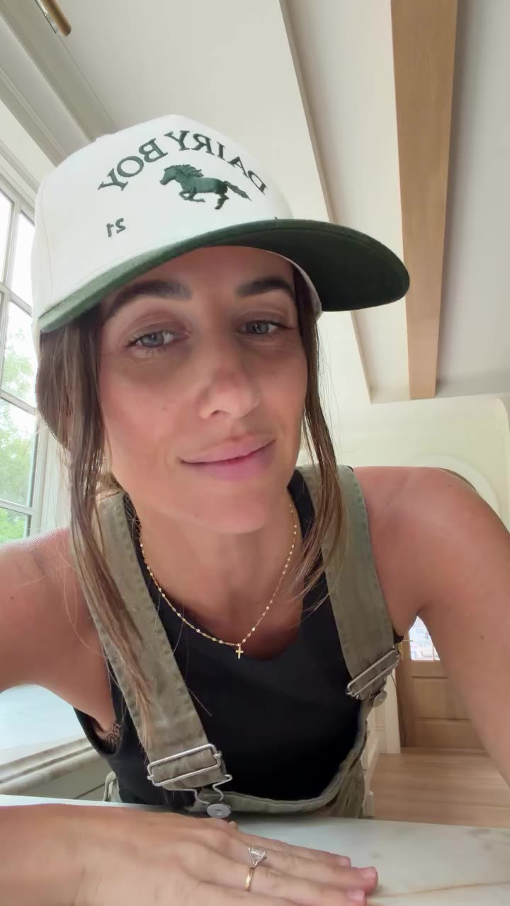 the easiest way to clip your hair up while still wearing a hat🙌🏽save this…