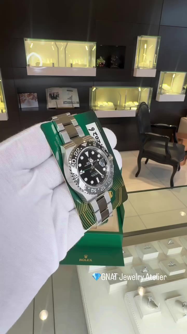 2026 NEW Rolex, Bruce Wayne, Oysrer. Full set. Ref 126710GRNR Available at…