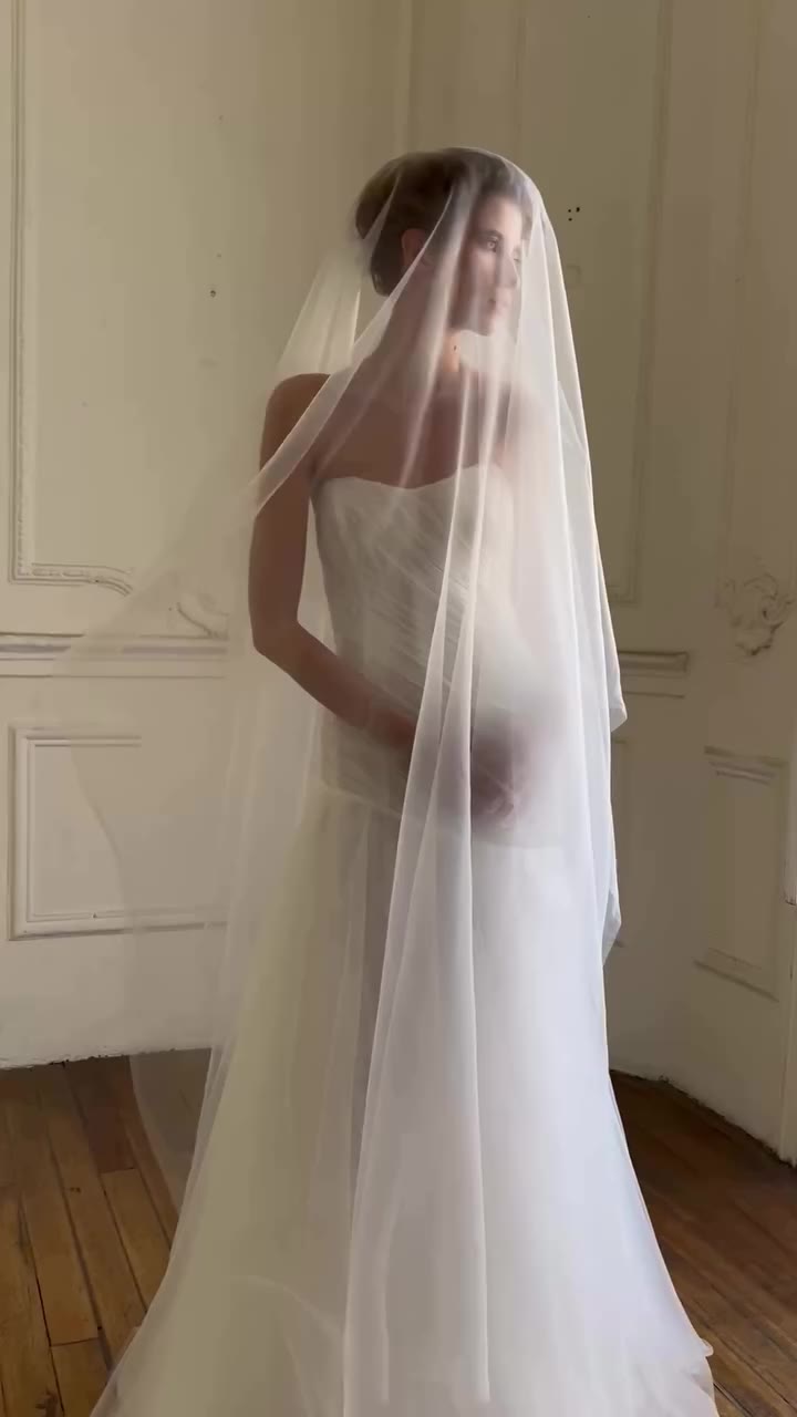Exquisite materials define every Francesca Miranda creation, chosen for their…