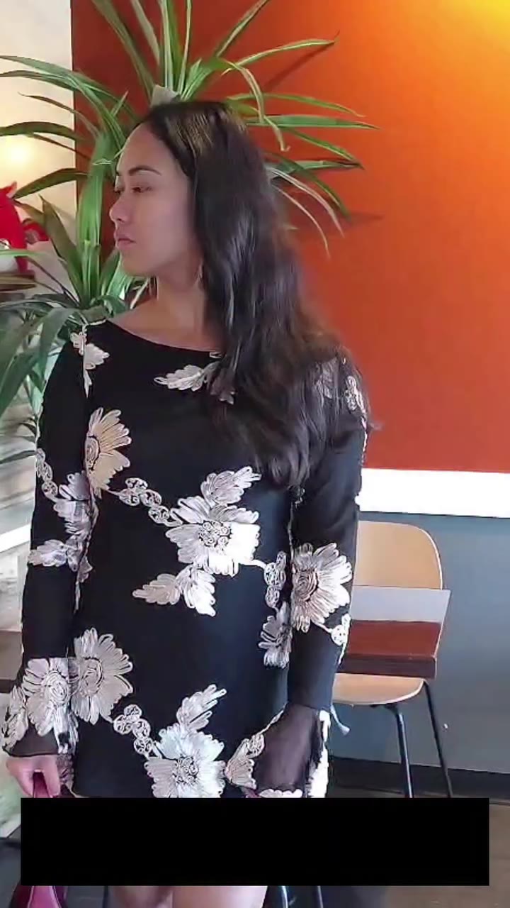 Soft glam, but make it statement ✨🖤 This floral look from Glamine Charm is…