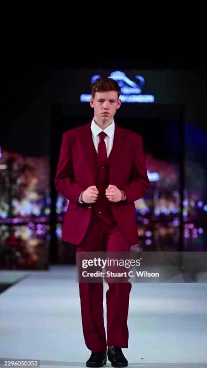 We are beyond amazed by the incredible job Leo @adi.litova did at London…
