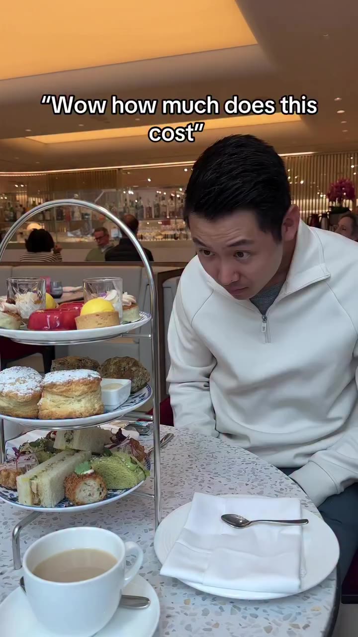 The Mid Autumn Festival Afternoon Tea at @holtrenfrew @holtscafe available now…