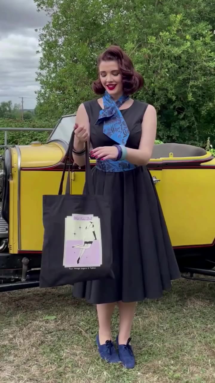 How we’re feeling with our @goodwoodrevival goodies this weekend! 🏁💕✨ And…