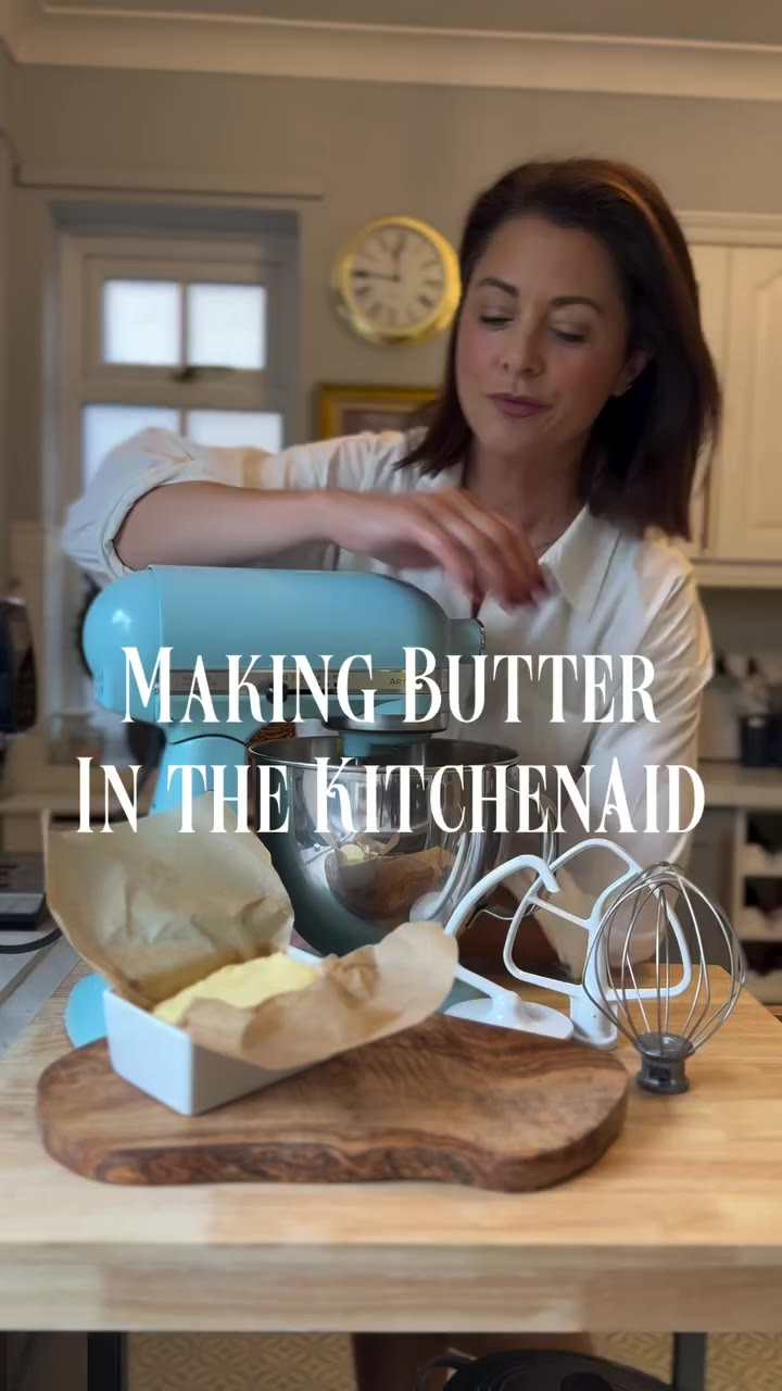 OFFER OF THE WEEK @qvcuk The KitchenAid 125 Artisan 4.8L Bowl Stand Mixer. 6…
