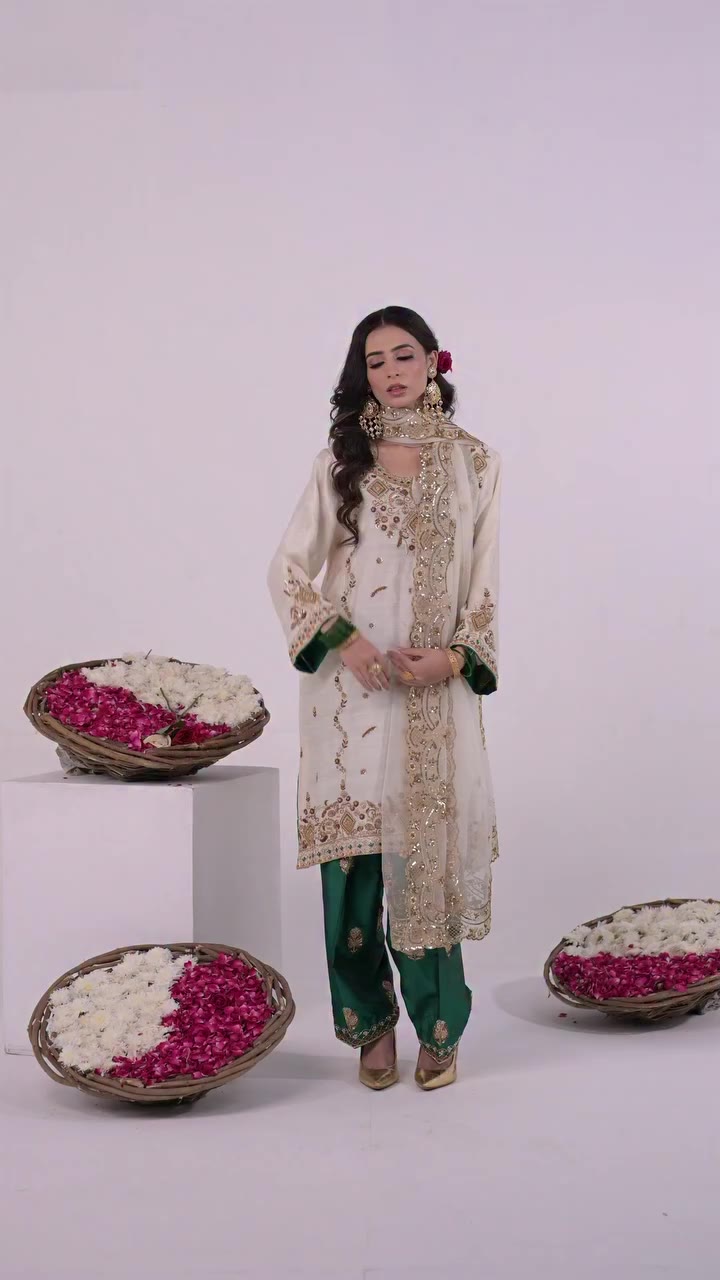 An effortless blend of traditional craftsmanship and contemporary elegance…