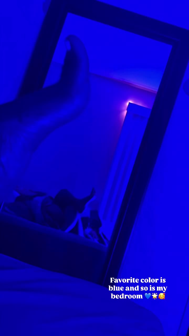 Favorite color is blue and so is my bedroom 💙🌟🥰