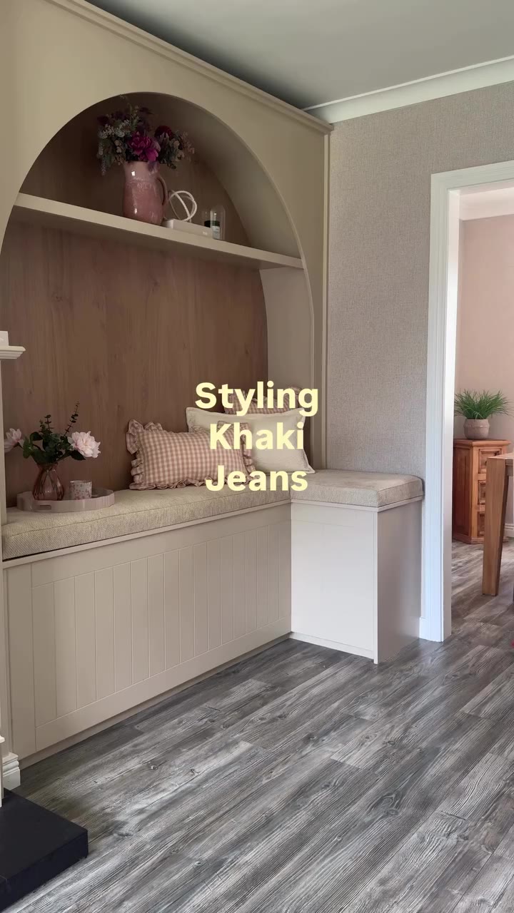 Who knew khaki would be the new colour for A/W? Us. We did. @love_laura_xo…