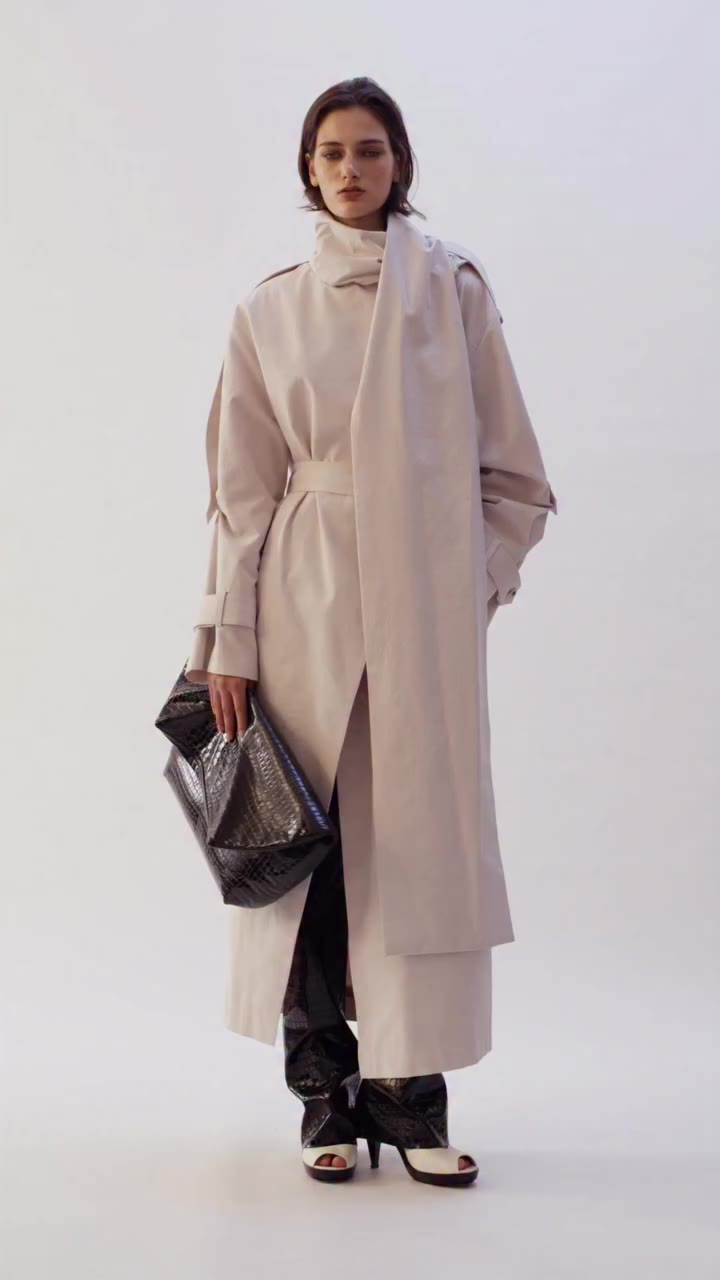 Vesper Trench Coat Présence — FW26-27 Shop online at jamemme.com and in our…