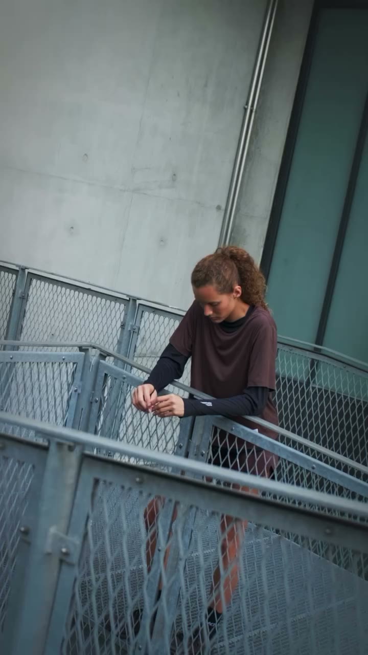 BROWN New collection. Available now on act-running.com..
