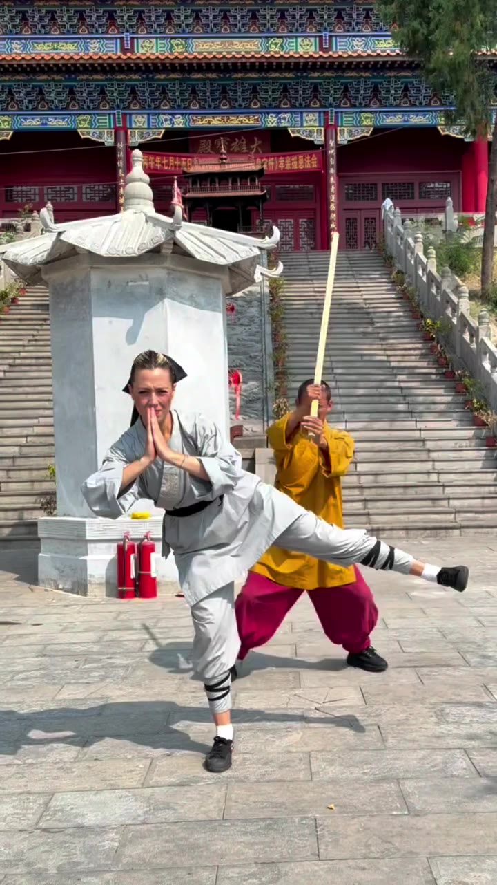 Experimenting myself at @yukungfu.martialarts #china Thank you…