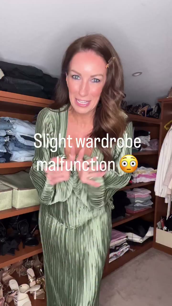 Safety pins to the rescue !!!!!! 😅 🔑 wardrobe malfunction | dress alteration…