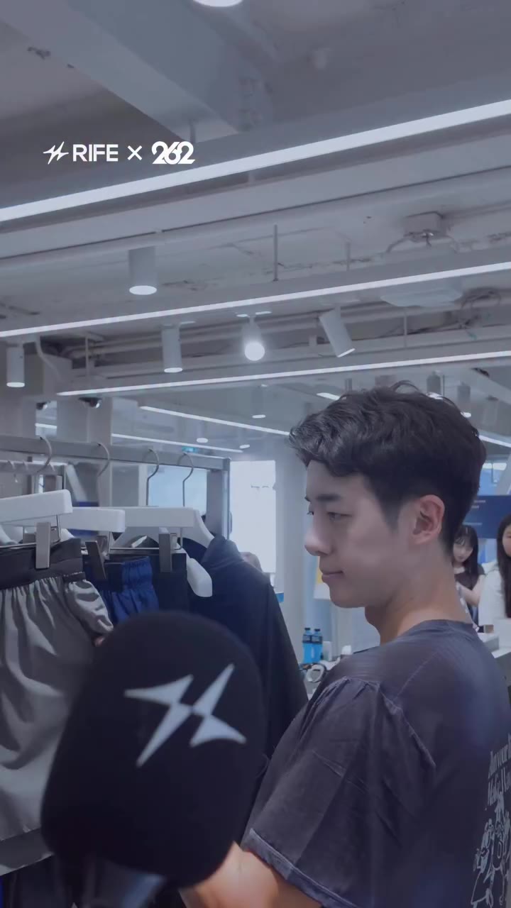 스톤러너가 가장 좋아하는 262wave 에디션! *9/21(월) 밤 9시, 무신사 라이브에서 추석 빅세일이 시작됩니다! 🏃 새롭게 돌아온…