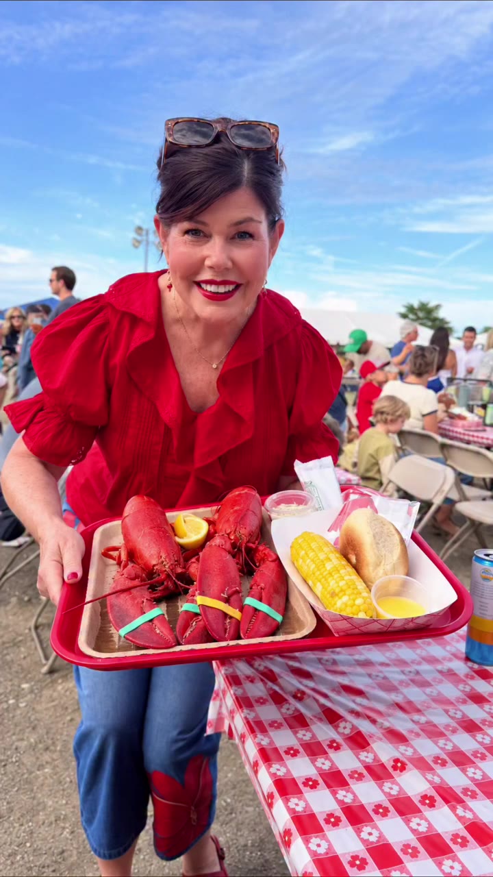 Styling outfits to match the events 🦞🥰..Lobster, family, and a whole lot of…