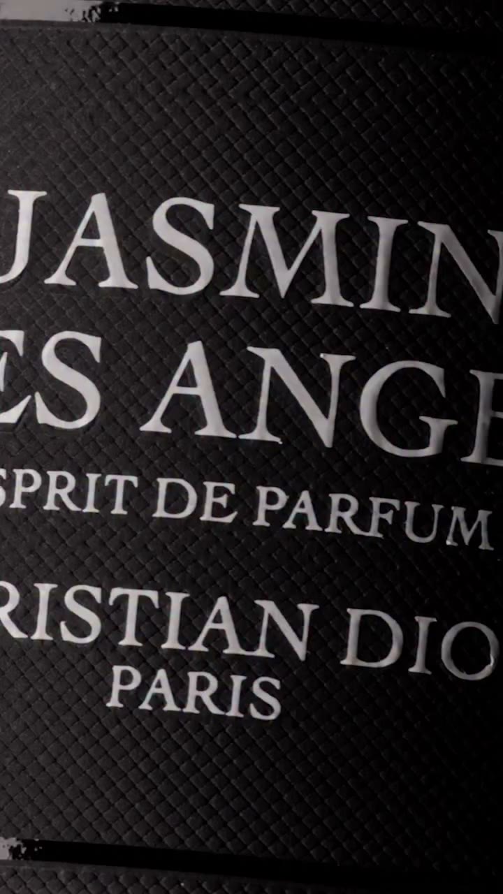 Jasmin des Anges Esprit de Parfum. An immersion in the heart of a Grandiflorum…