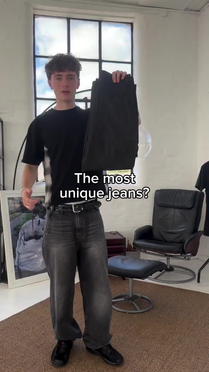 The most unique jeans?… @standard___format #streetwear #ukstreetwear #swag…