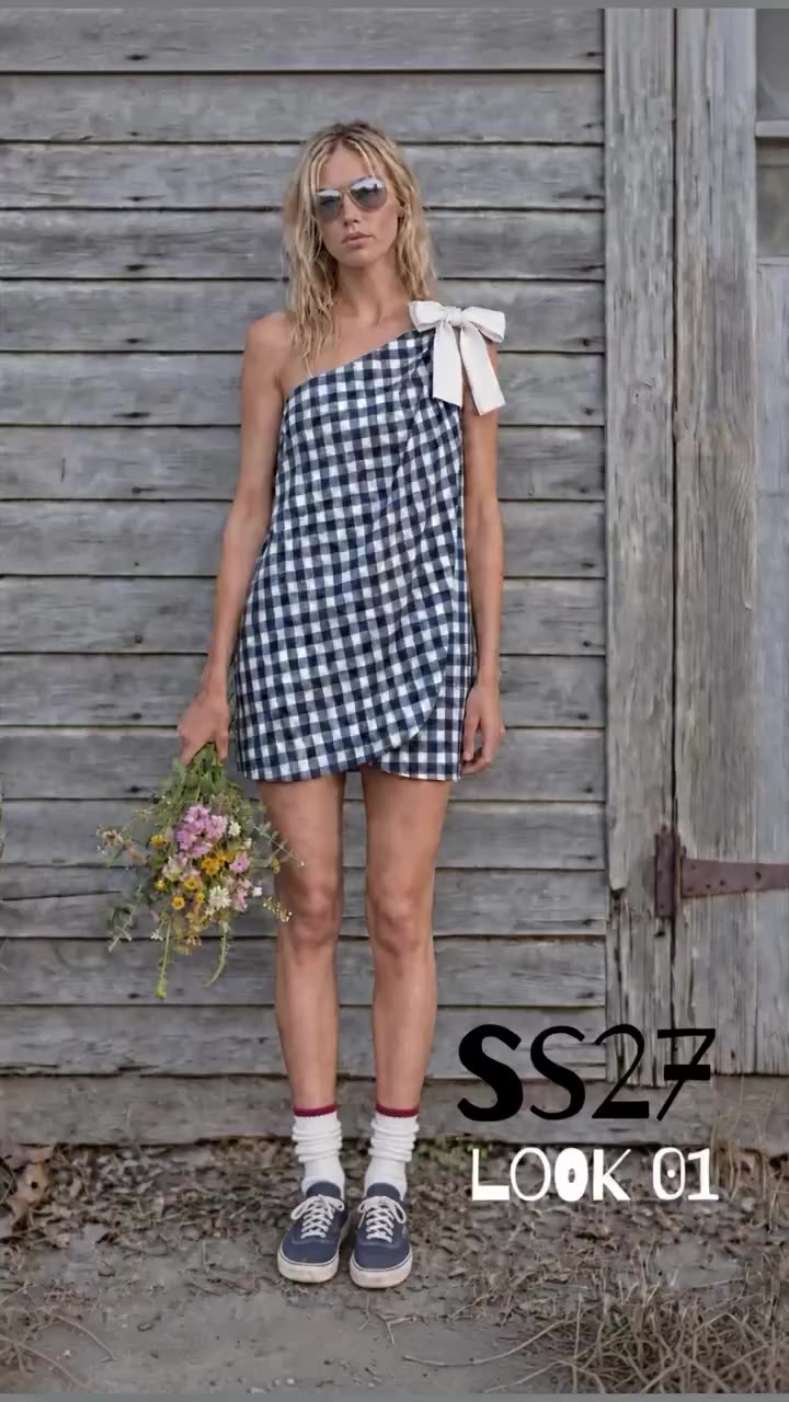 It’s a wonderful world at Fritz & Troy! #hibiscusprintdress #nyfashion…
